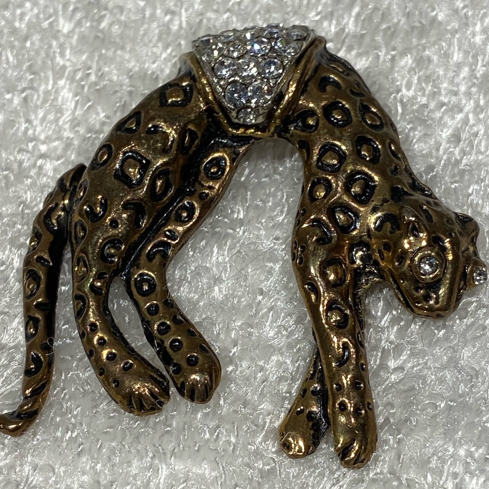 🐾 Elegant Baby Cougar Brooch in Gold and Silver w/Rhinestones 🐾